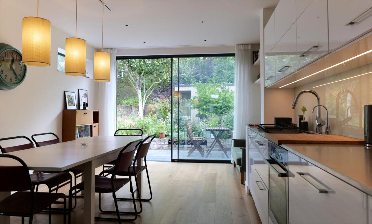 Bright And Elegant 2 Bedroom Flat, Near Notting Hill 런던 외부 사진