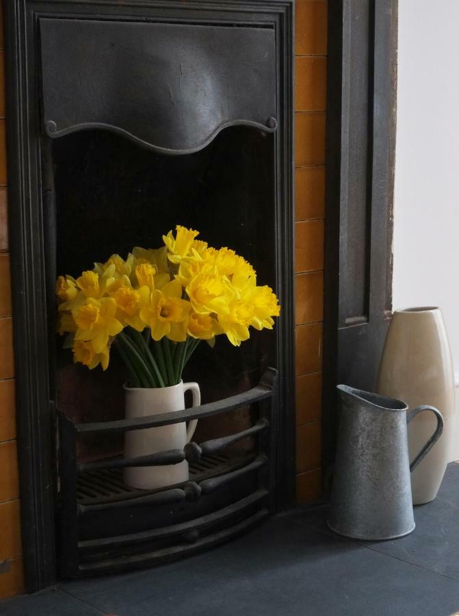 Bright And Elegant 2 Bedroom Flat, Near Notting Hill 런던 외부 사진